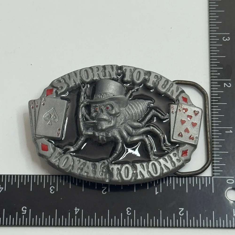 Skull Spider Belt Buckle Sworn to Fun‎ Loyal to None Poker Cards Pewter 1995